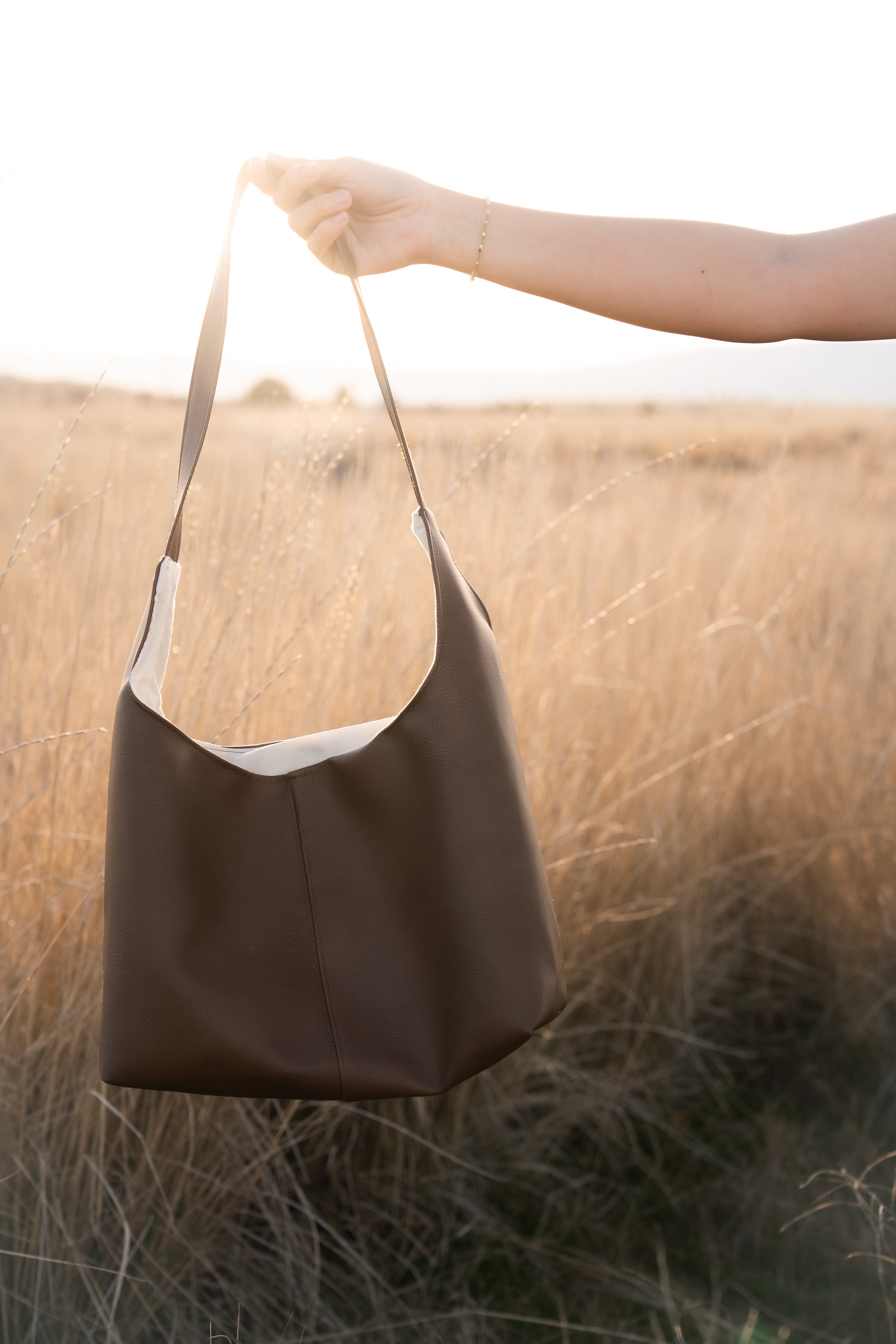 Brown Leather Hand Bag Middle Detail
